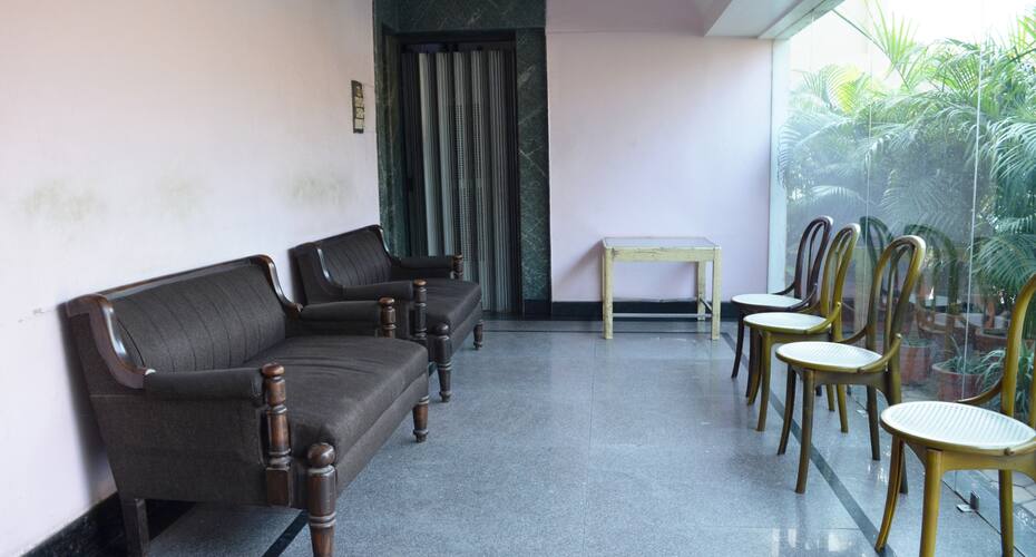 Hotel City Grand, Varanasi 4
